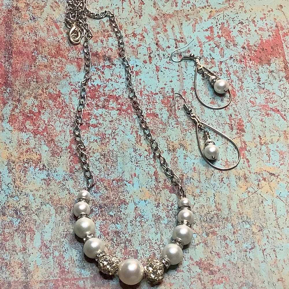 Faux Pearl & Rhinestone set